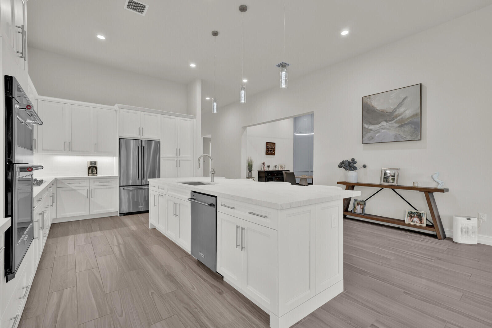 Tesoro Club - Residential Lease