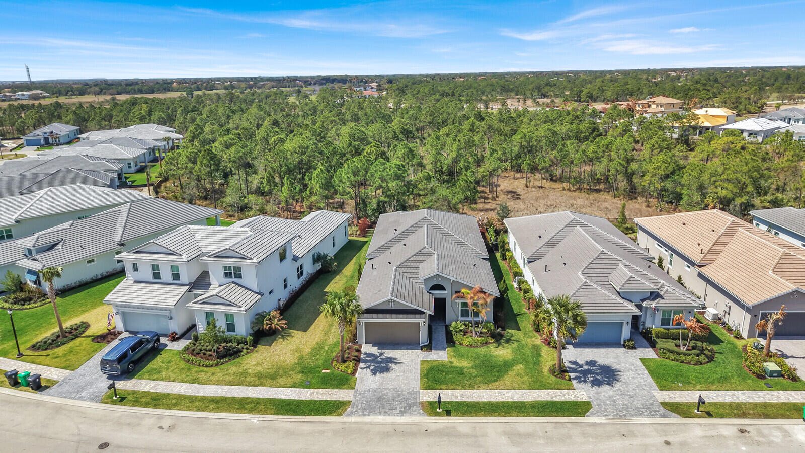 Tesoro Club - Residential Lease