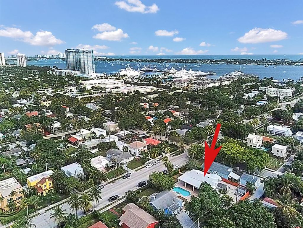 Photo of 504 36th Street, West Palm Beach, FL 33407 (MLS # R11123496)