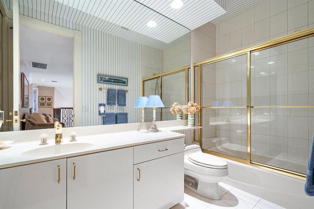 FRENCHMANS CREEK PAR E-2 - Residential