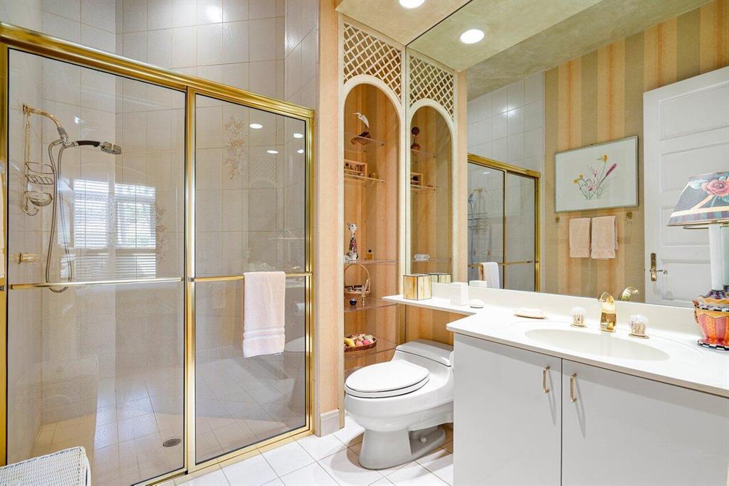 FRENCHMANS CREEK PAR E-2 - Residential