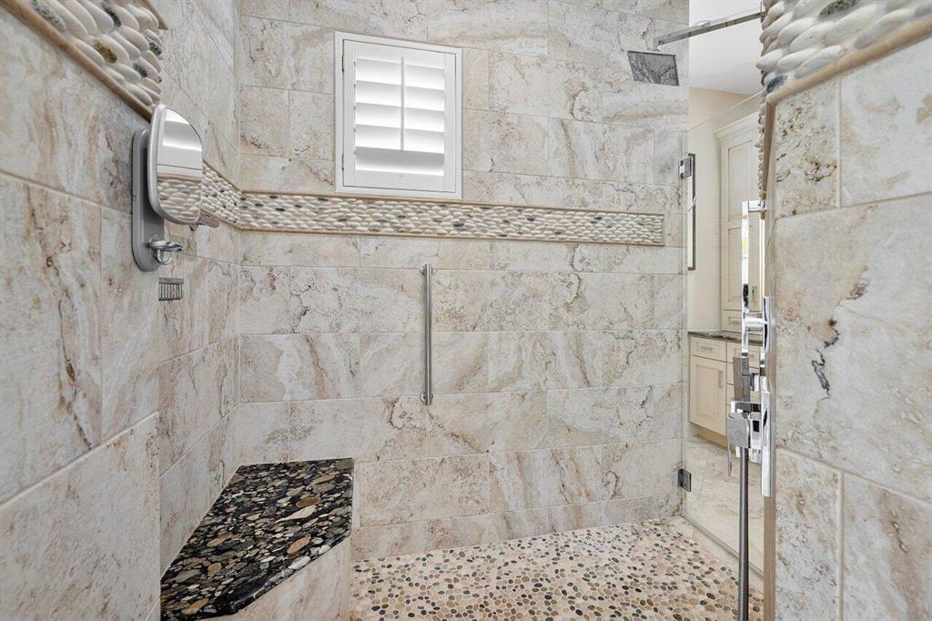 FRENCHMANS CREEK PAR E-2 - Residential