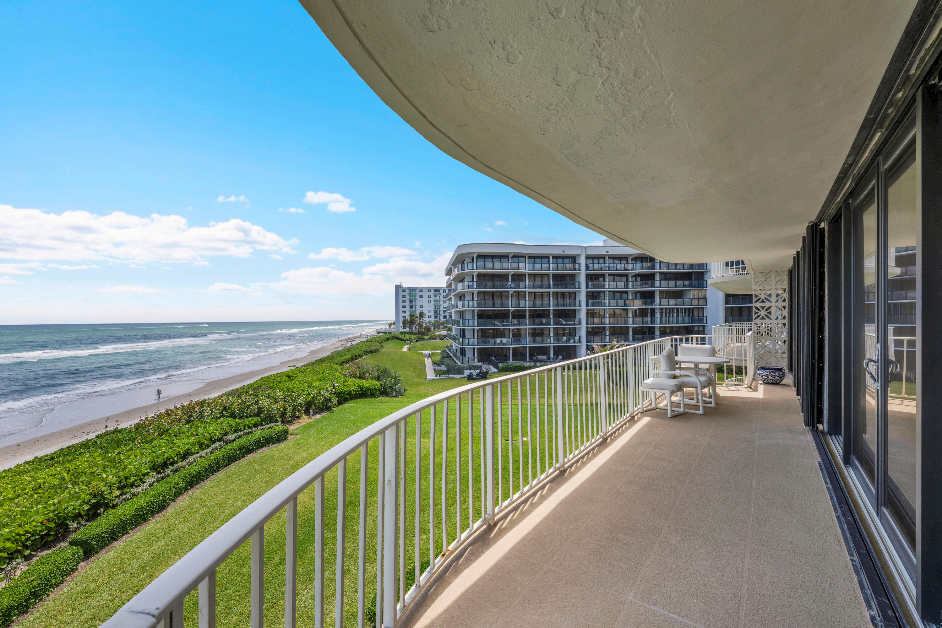 Atriums of Palm Beach - Residential