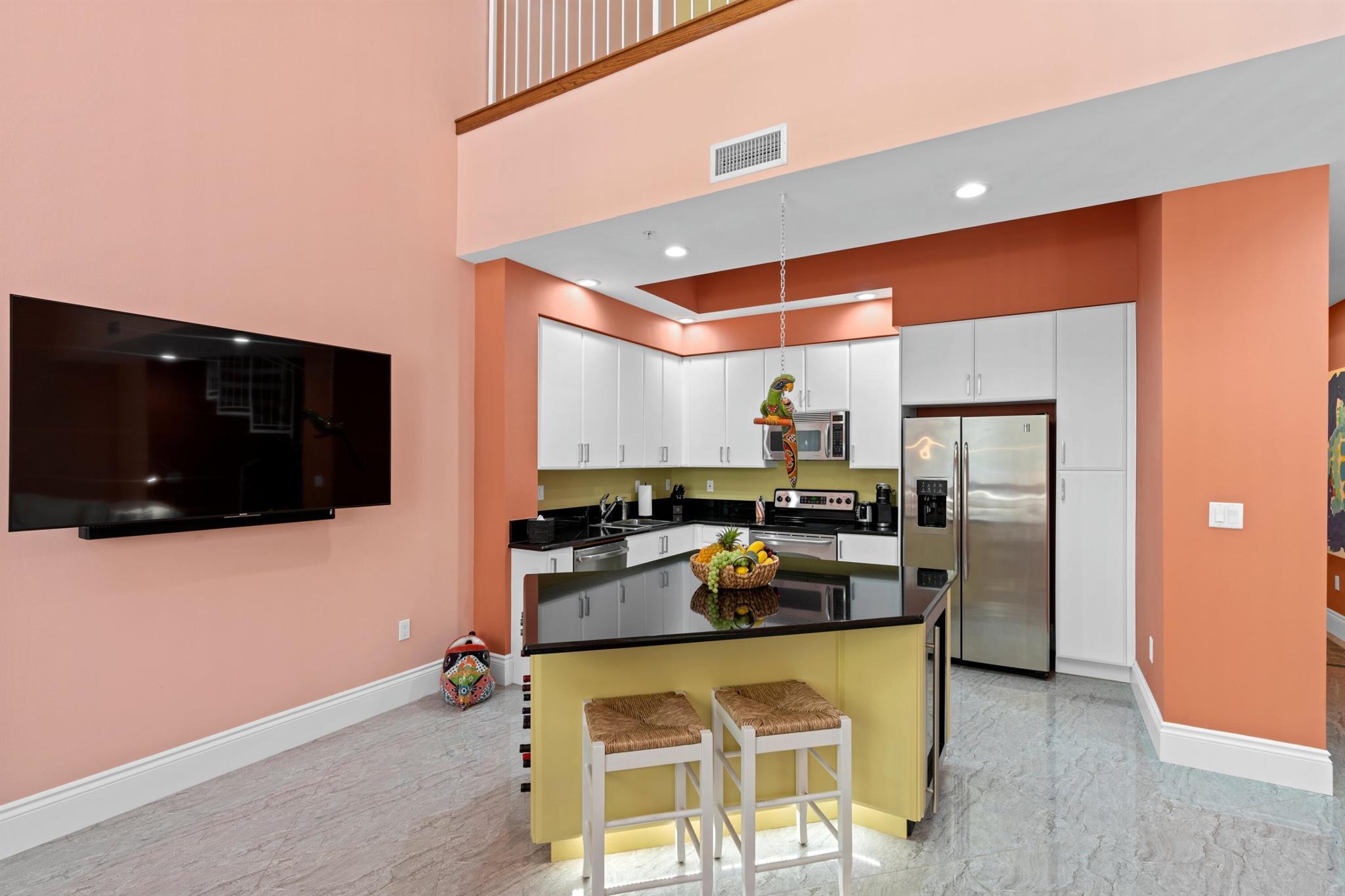 801 S Olive Avenue 228