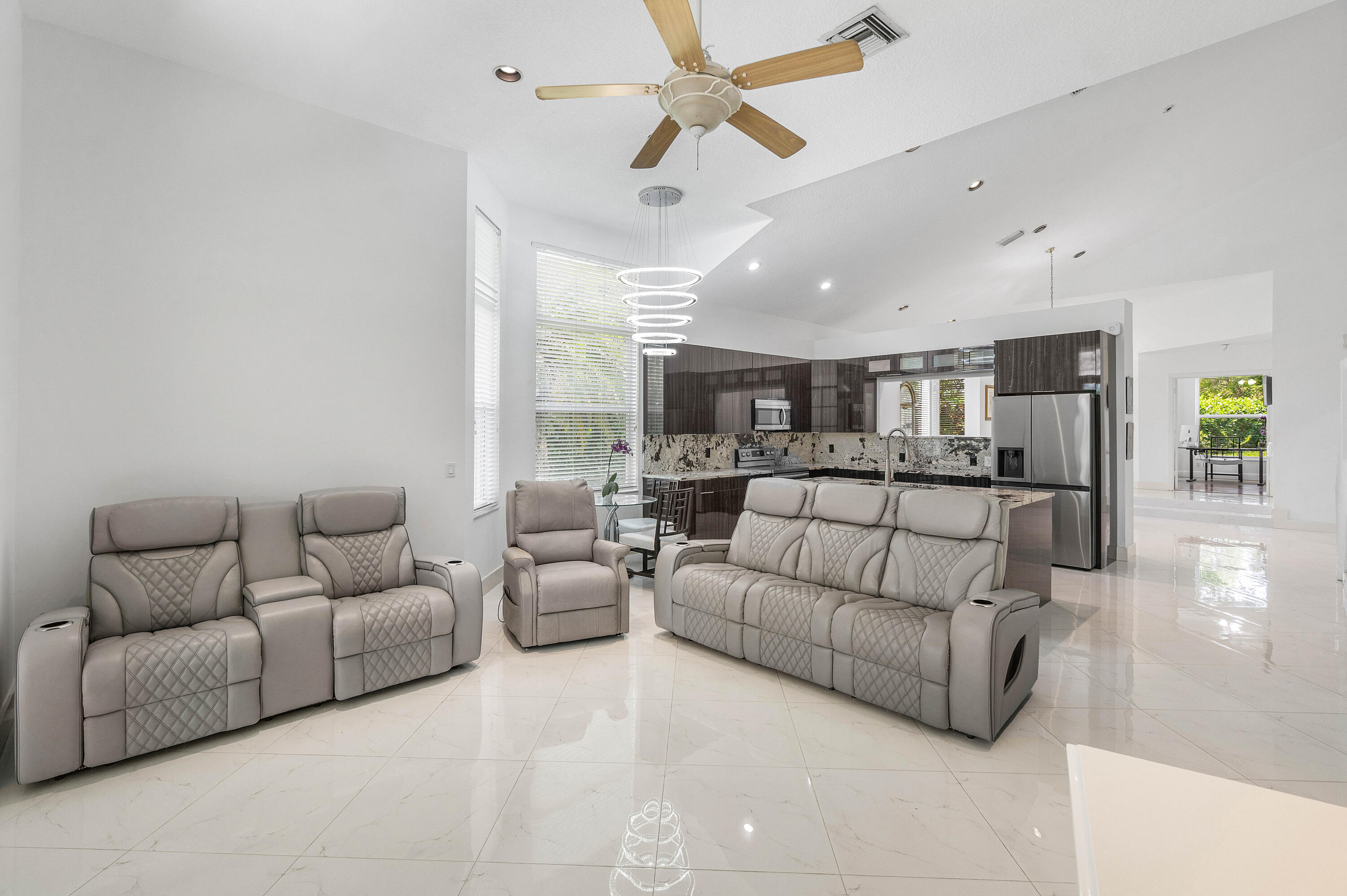 CYPRESS CAY - Residential Lease