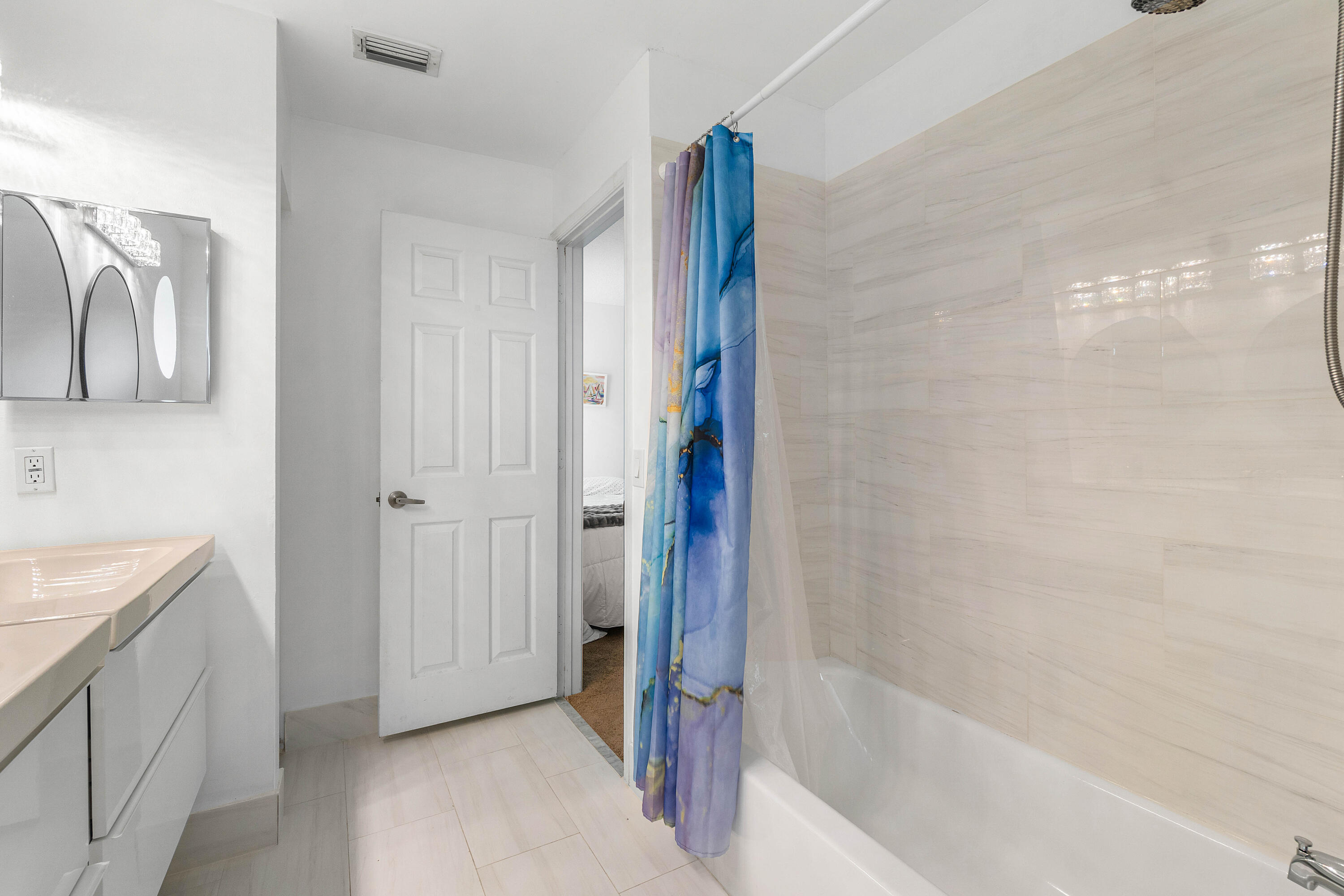 CYPRESS CAY - Residential Lease