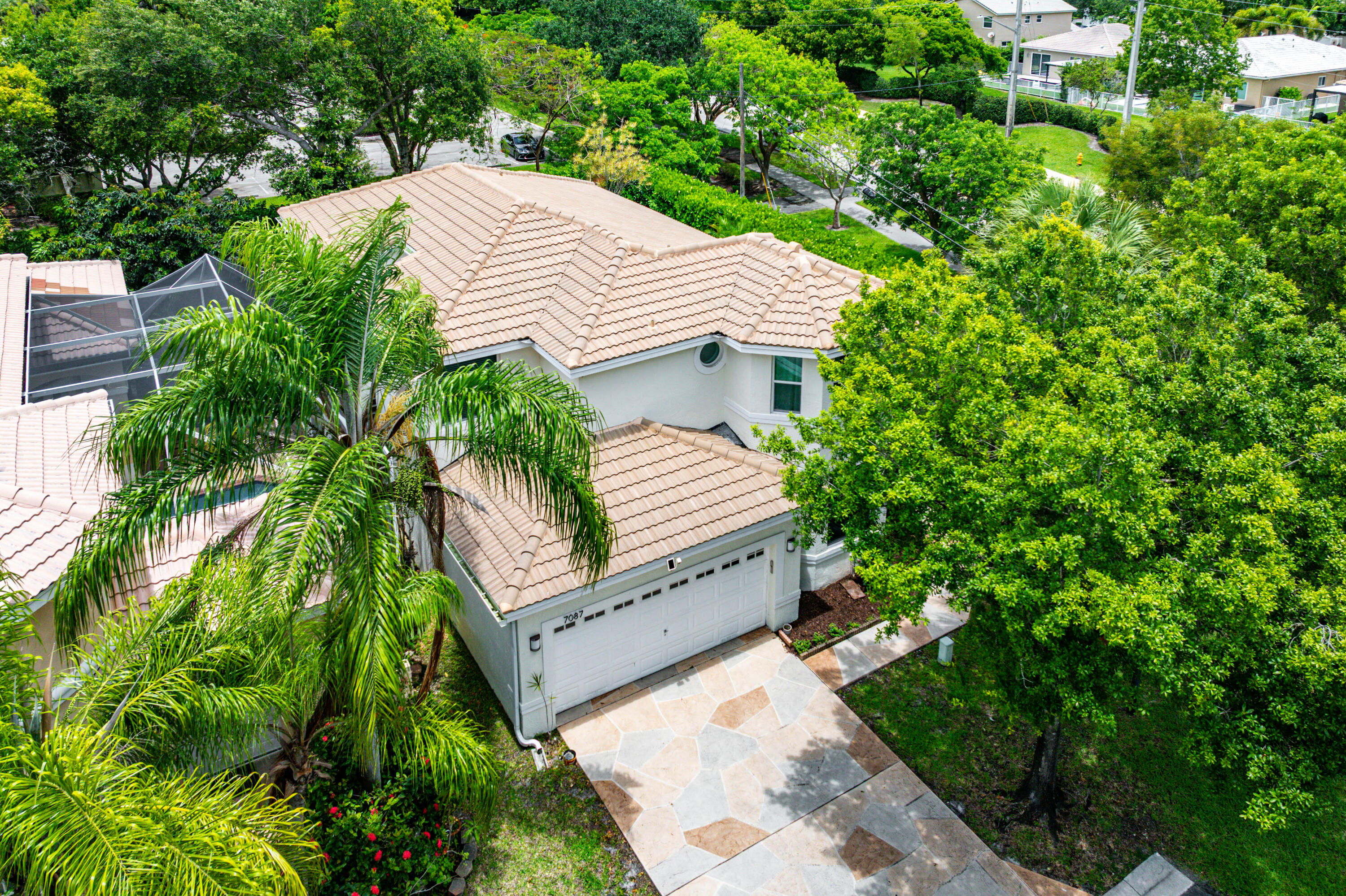CYPRESS CAY - Residential Lease