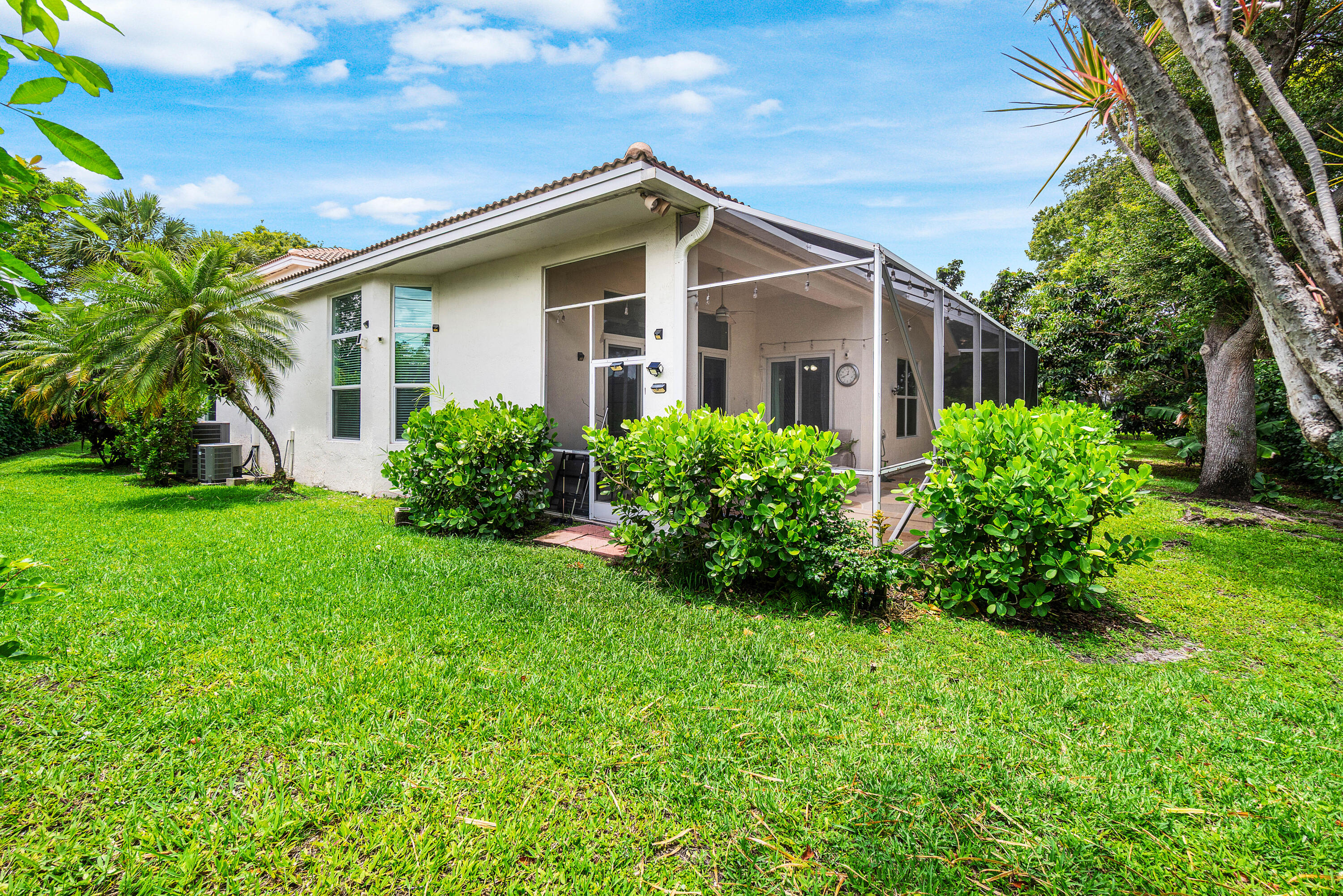CYPRESS CAY - Residential Lease