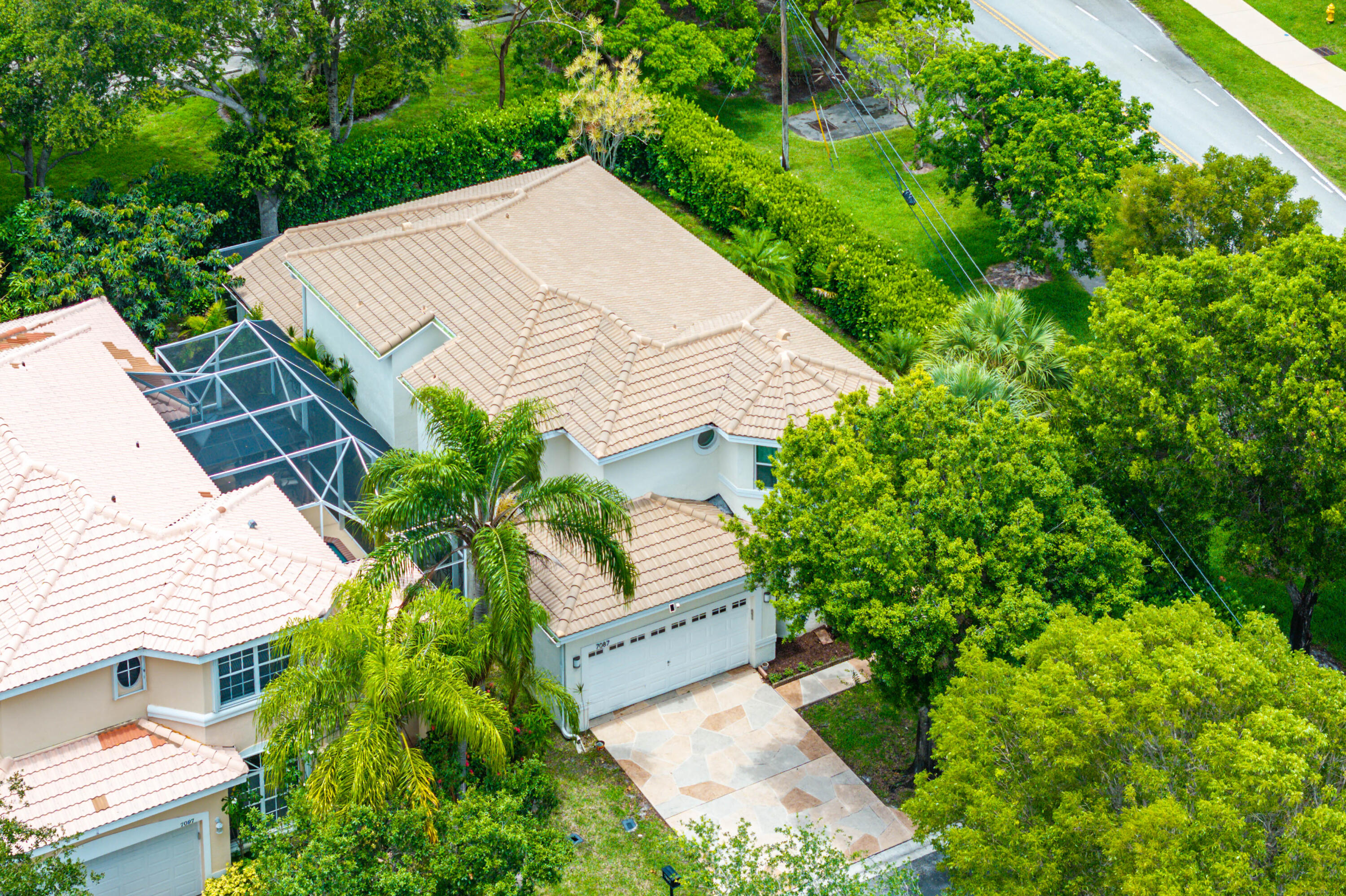 CYPRESS CAY - Residential Lease