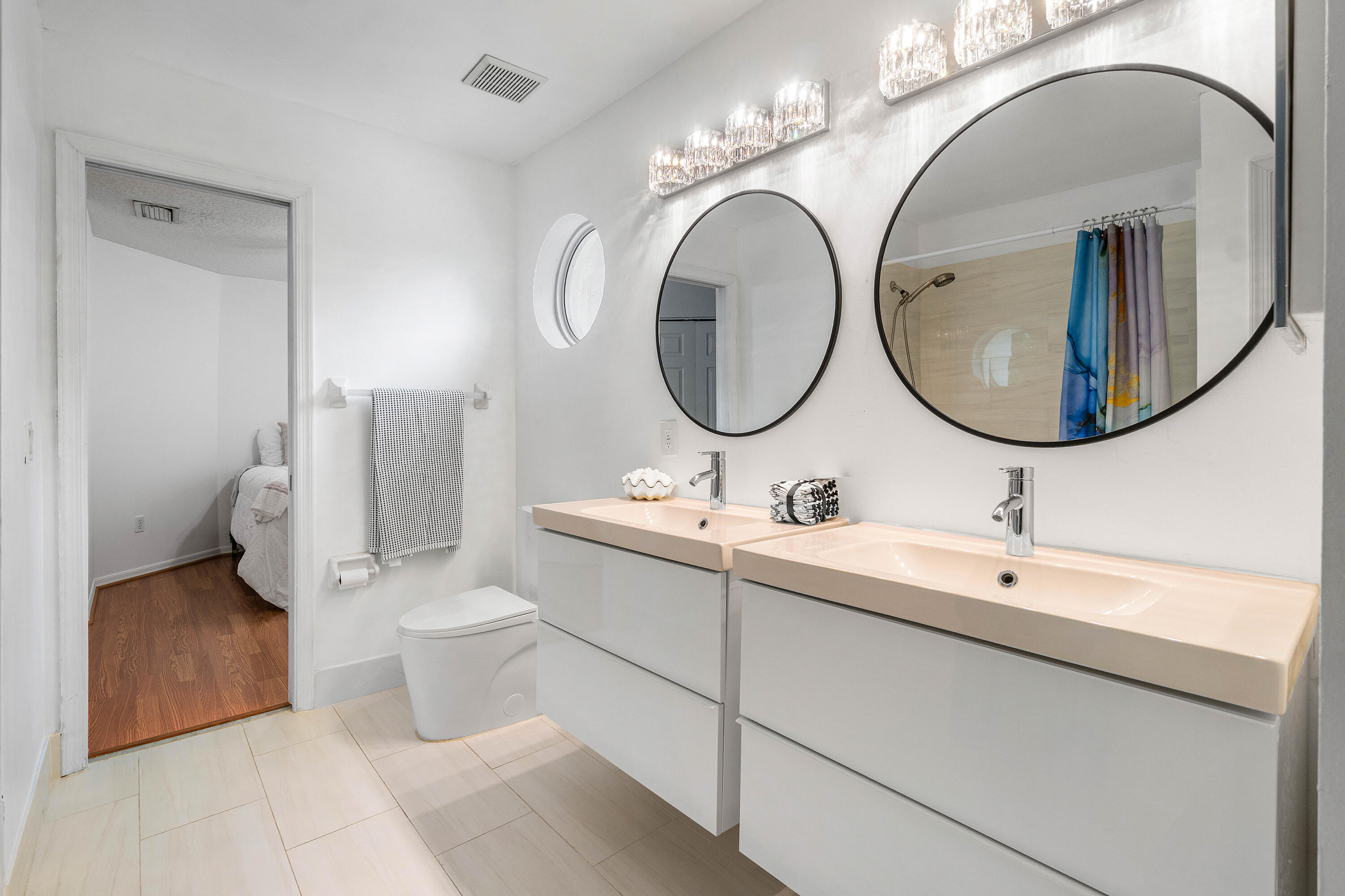 CYPRESS CAY - Residential Lease