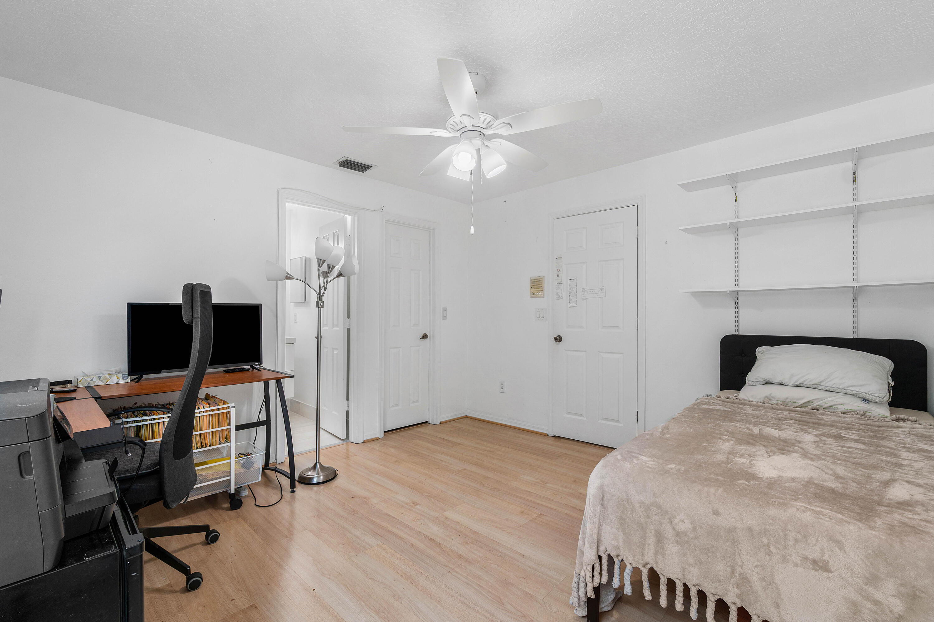 CYPRESS CAY - Residential Lease