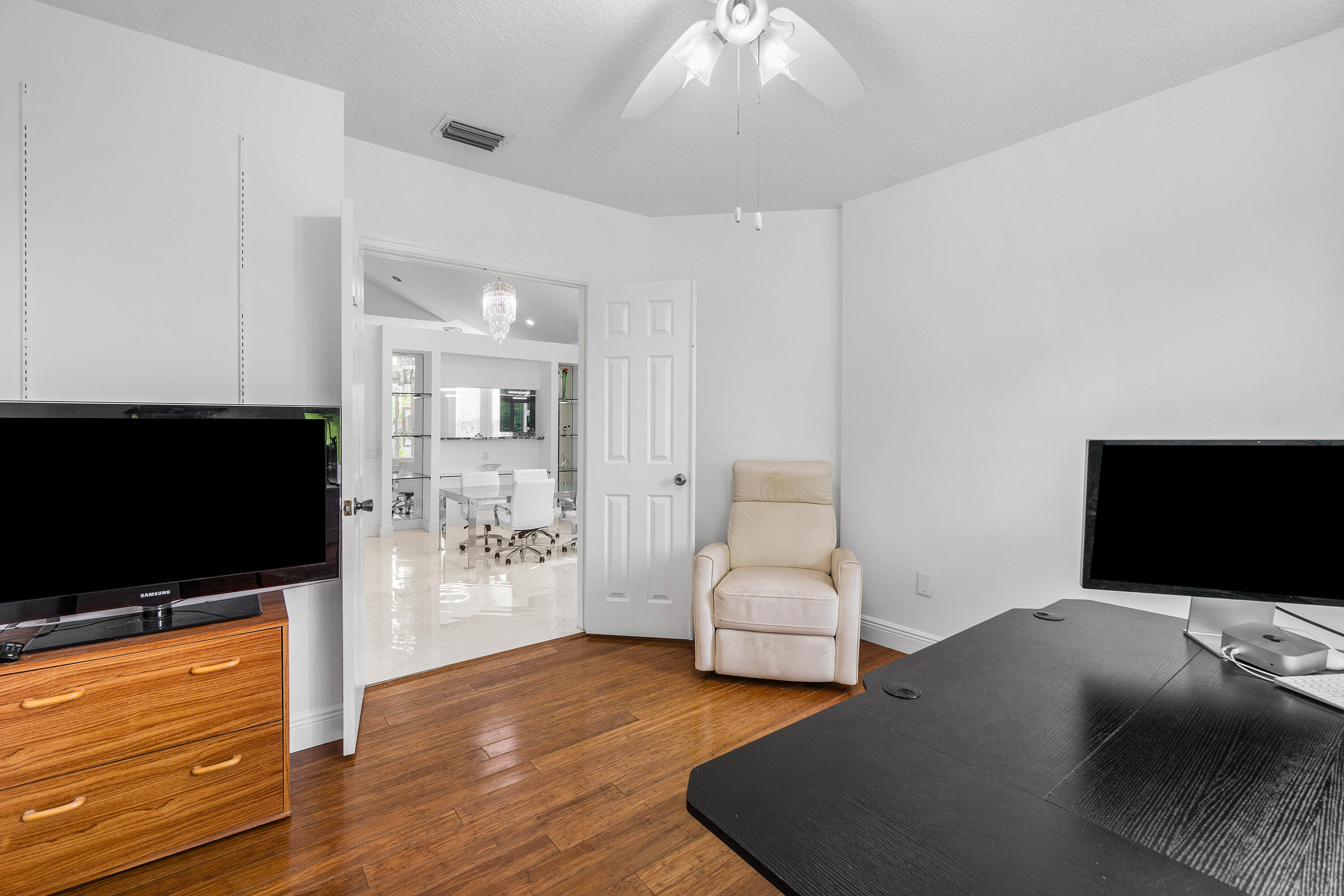 CYPRESS CAY - Residential Lease