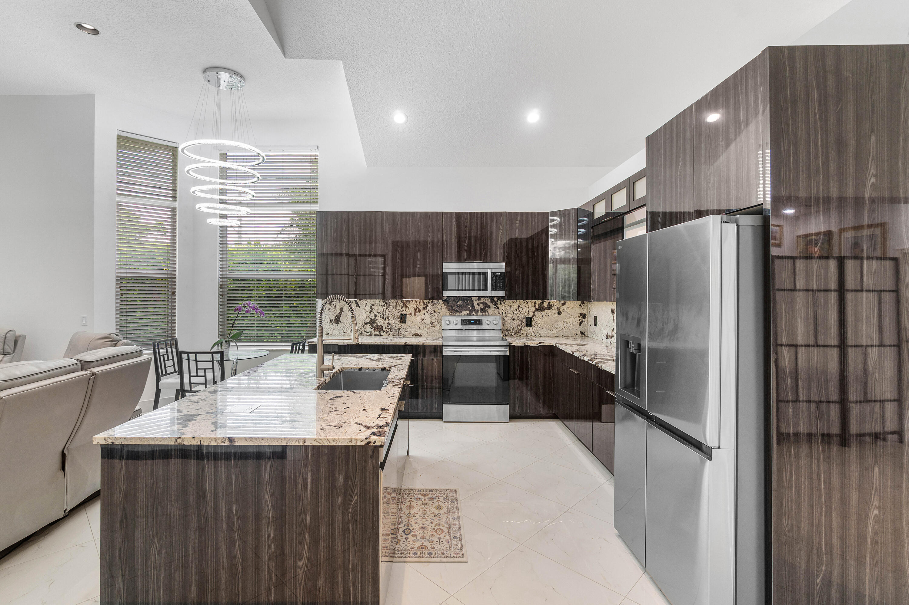 CYPRESS CAY - Residential Lease