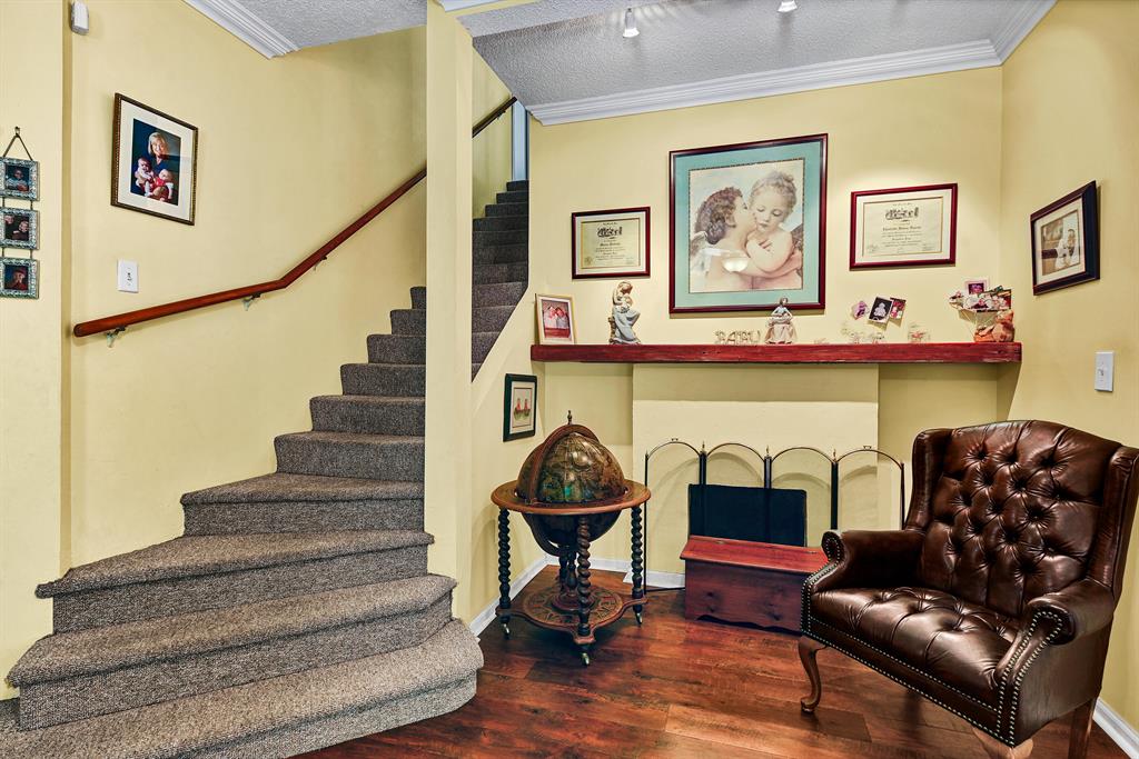 METCALFS - Commercial Sale