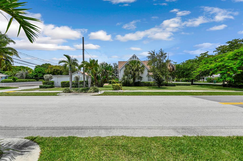 METCALFS - Commercial Sale