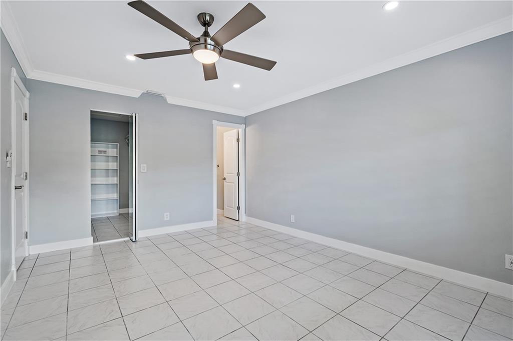 GOLDEN LAKES VILLAGE - Residential