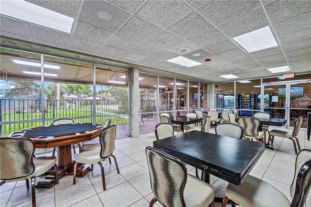 GOLDEN LAKES VILLAGE - Residential