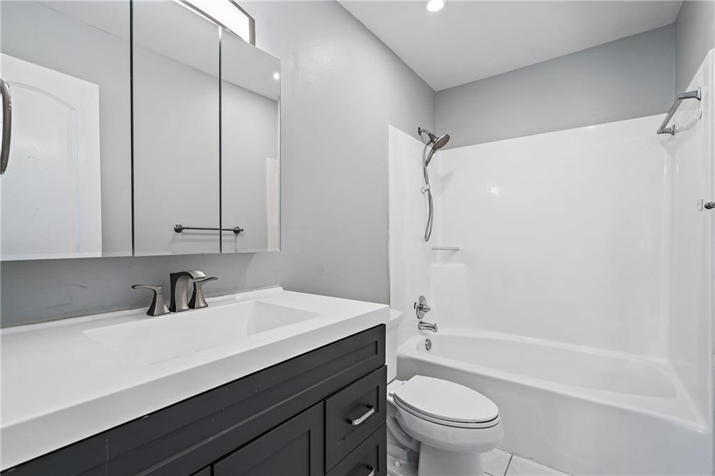 GOLDEN LAKES VILLAGE - Residential