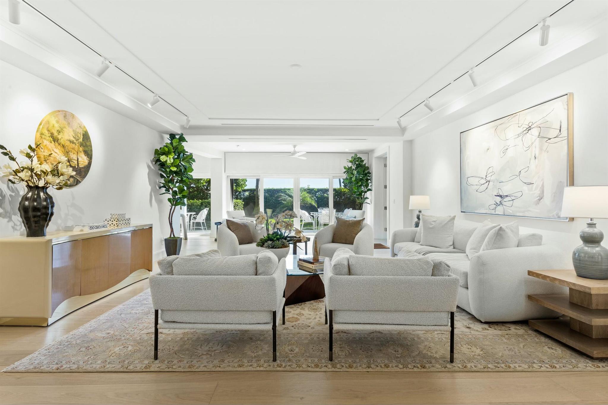 THREE HUNDRED OCEAN BLVD - Residential