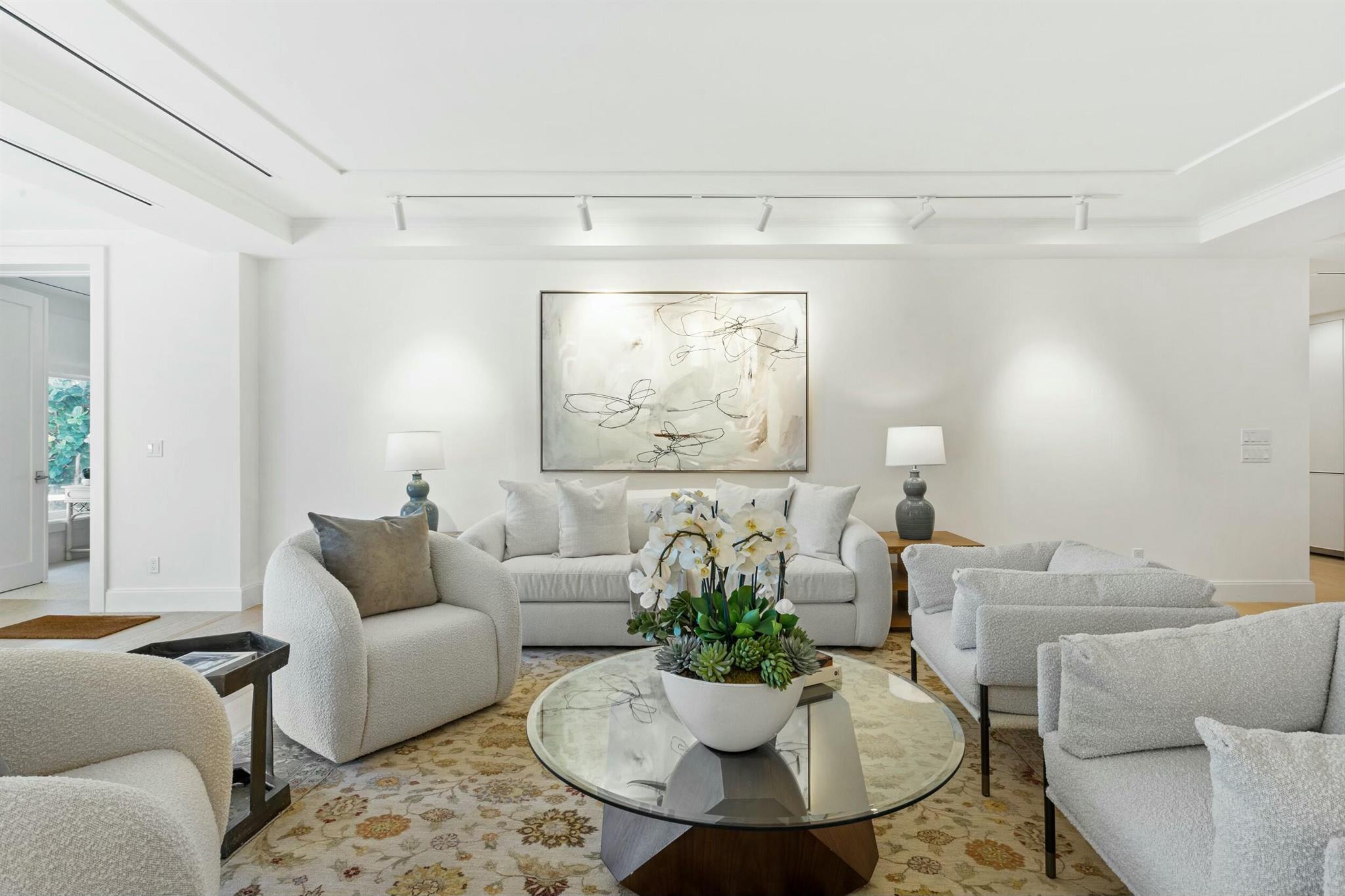 THREE HUNDRED OCEAN BLVD - Residential