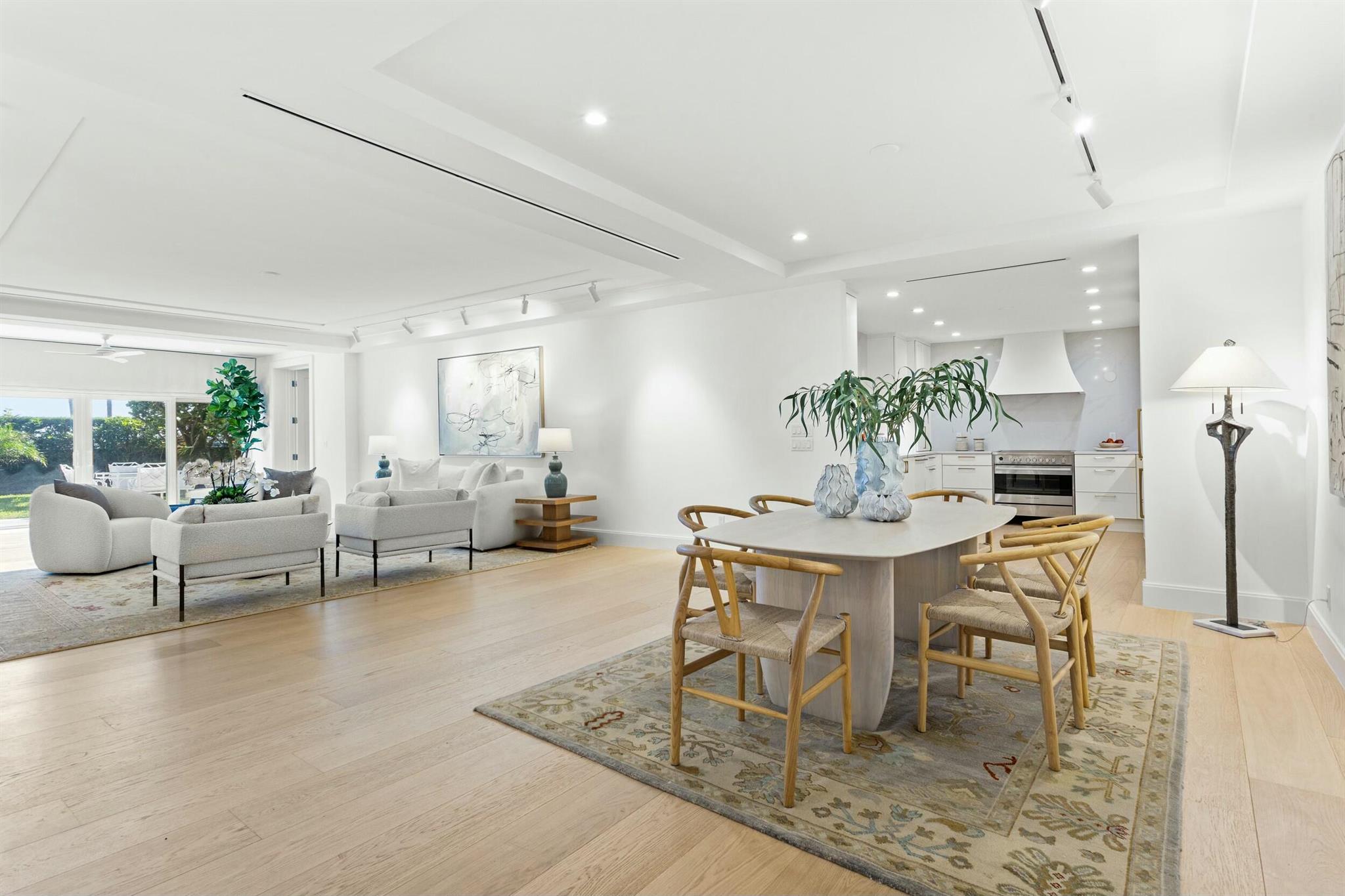THREE HUNDRED OCEAN BLVD - Residential