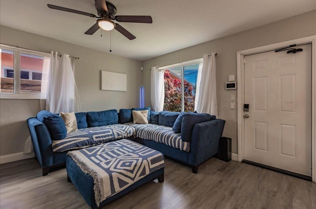 College Tr 2nd Add 19-19 - Residential Lease