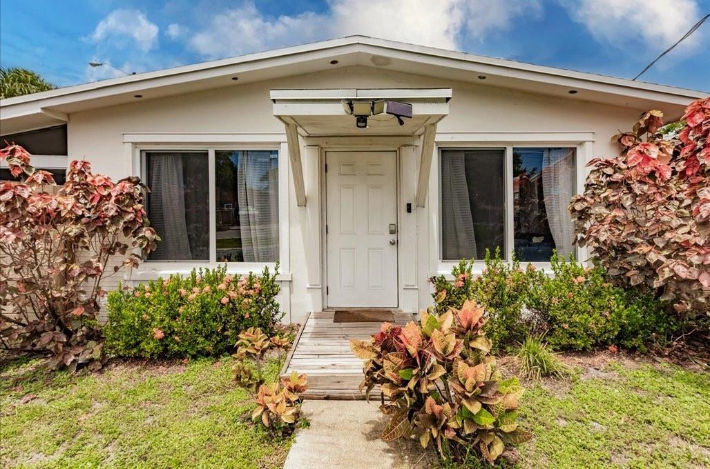 College Tr 2nd Add 19-19 - Residential Lease