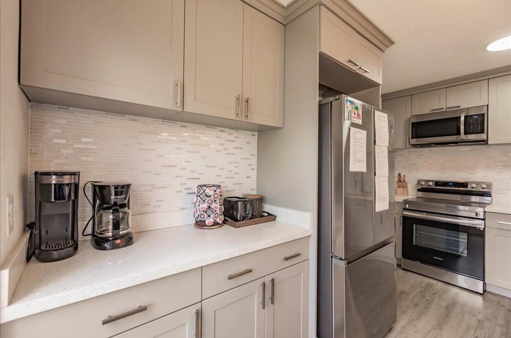 College Tr 2nd Add 19-19 - Residential Lease