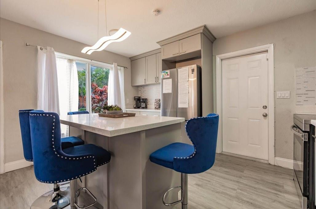 College Tr 2nd Add 19-19 - Residential Lease