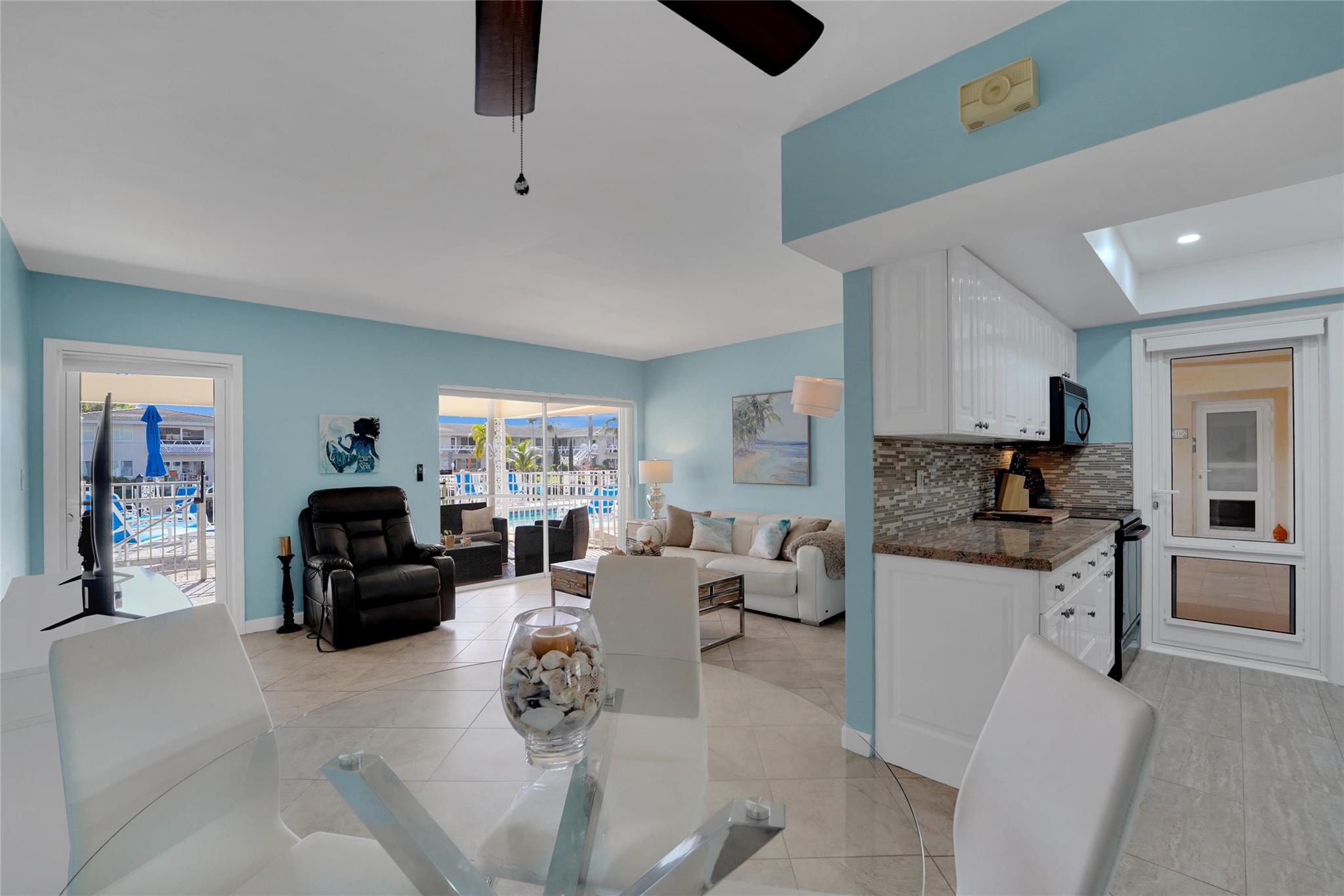 Villa Sorrento - Residential