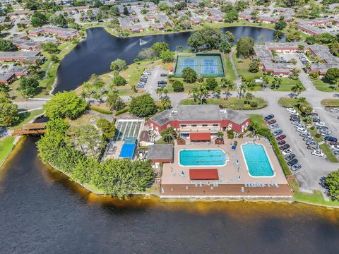 A home in Lake Worth