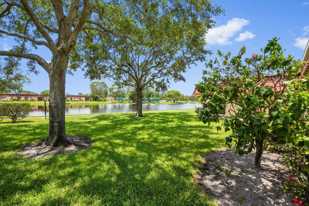 Photo of 301 Cape Cod Circle, Lake Worth, FL 33467 (MLS # R11001405)