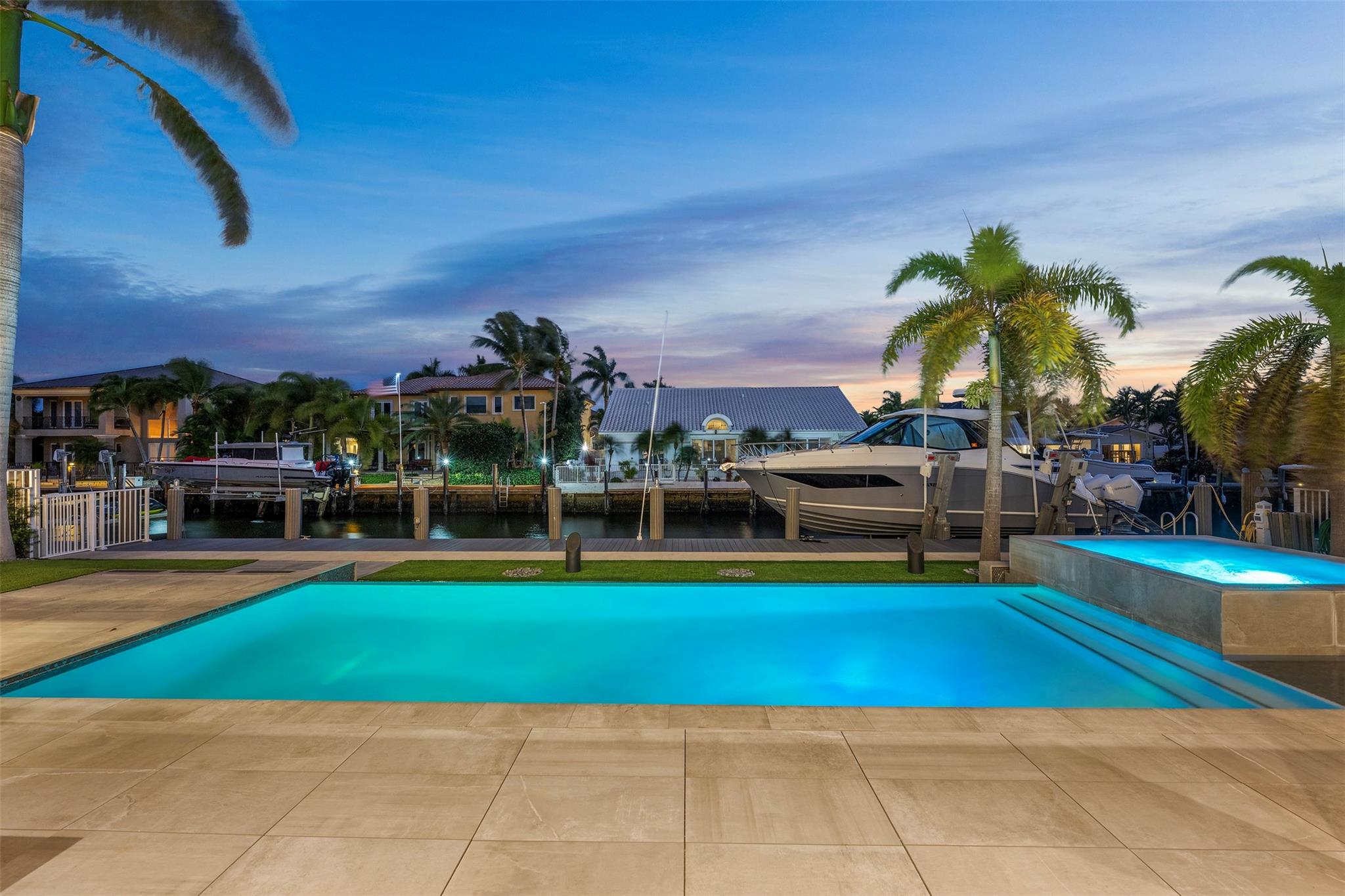 Lighthouse Point - Residential