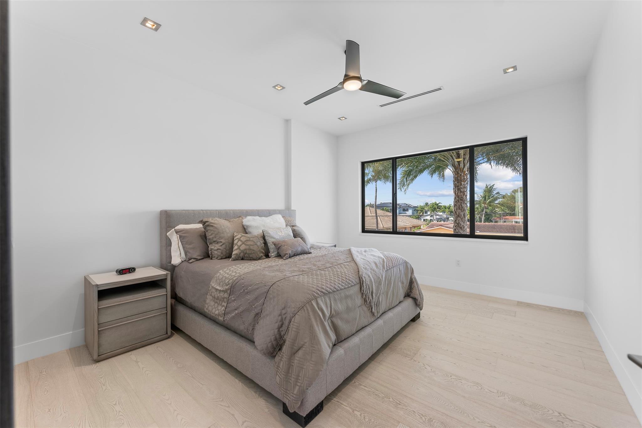 Lighthouse Point - Residential