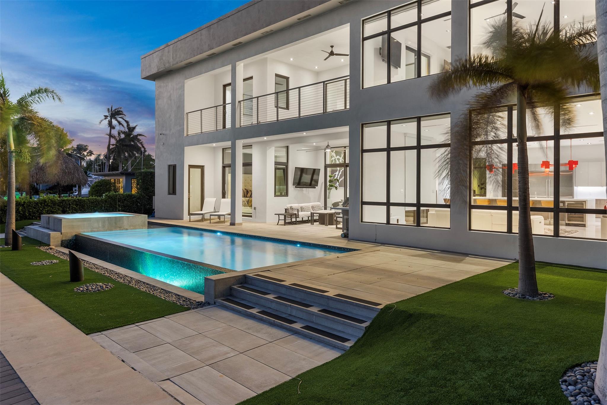 Lighthouse Point - Residential