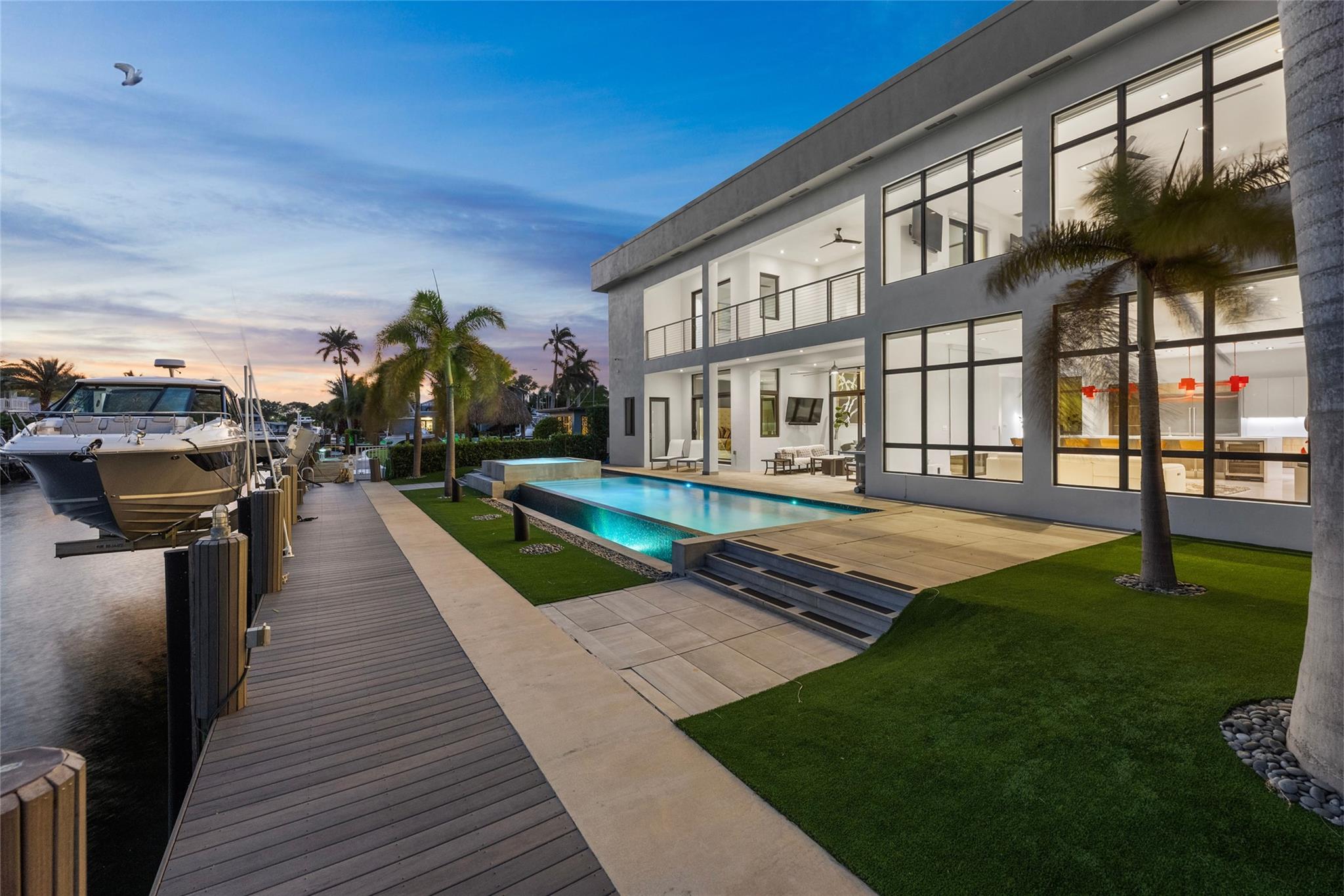 Lighthouse Point - Residential