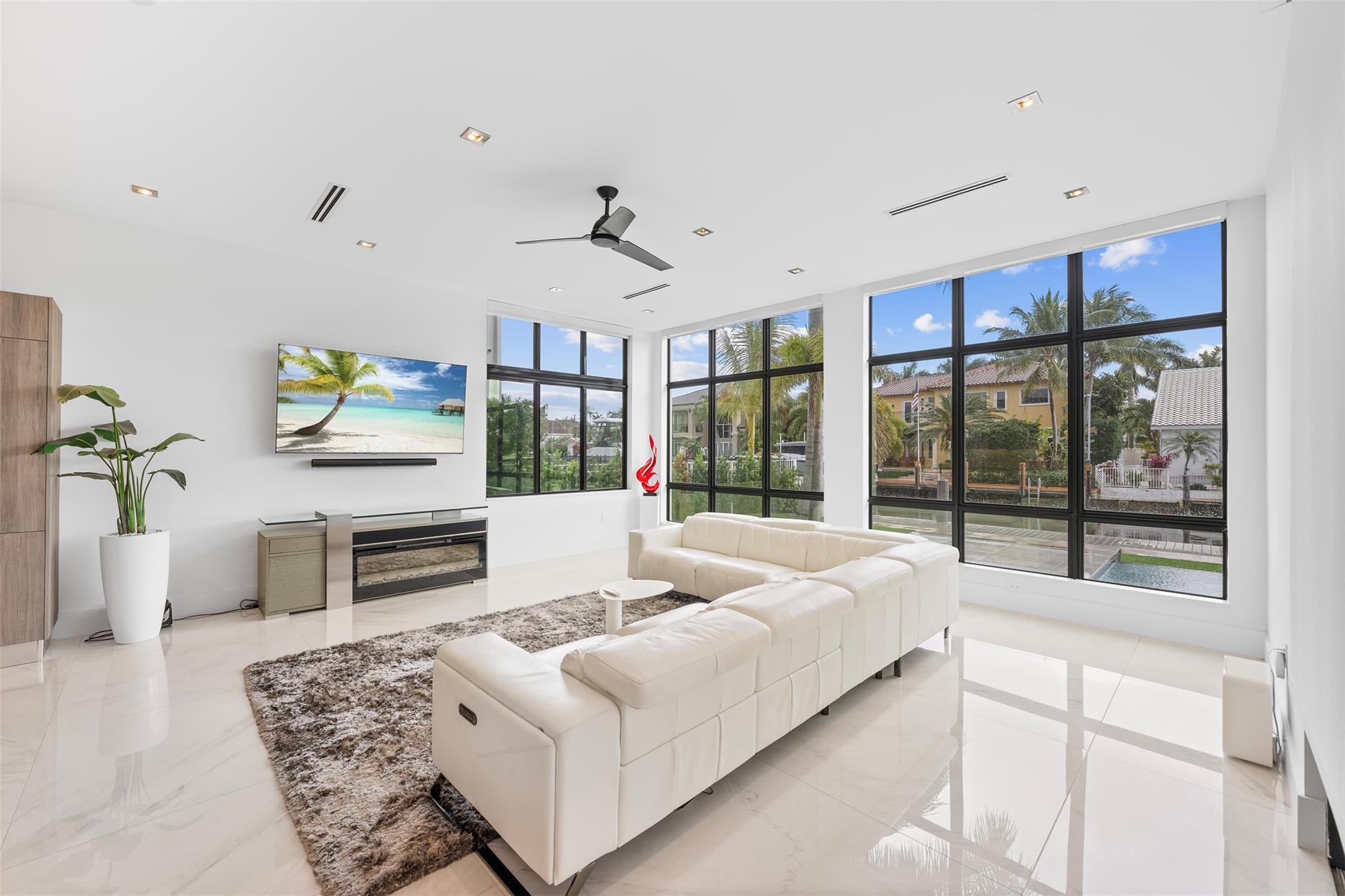 Lighthouse Point - Residential