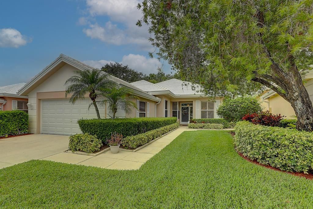 Photo of 8647 Wakefield Drive, Palm Beach Gardens, FL 33410 (MLS # R10725662)