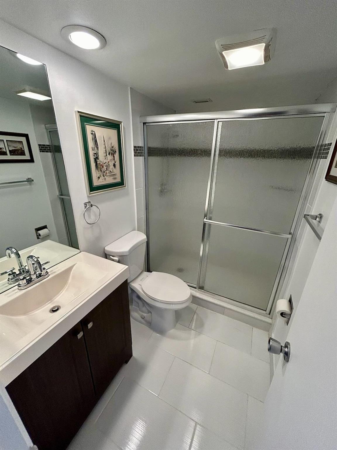 PALM-AIRE COUNTRY CLUB - Residential Lease