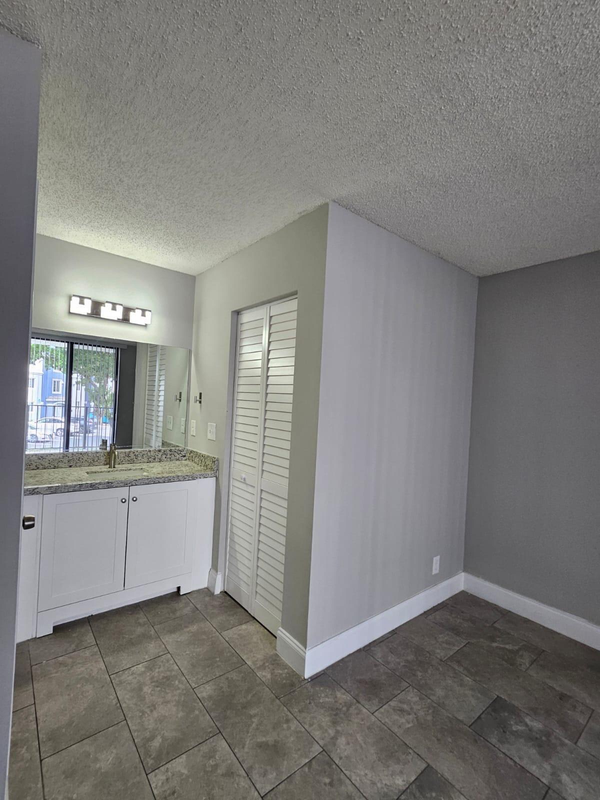 CLEAR LAKE CLUB CONDO - Residential Lease