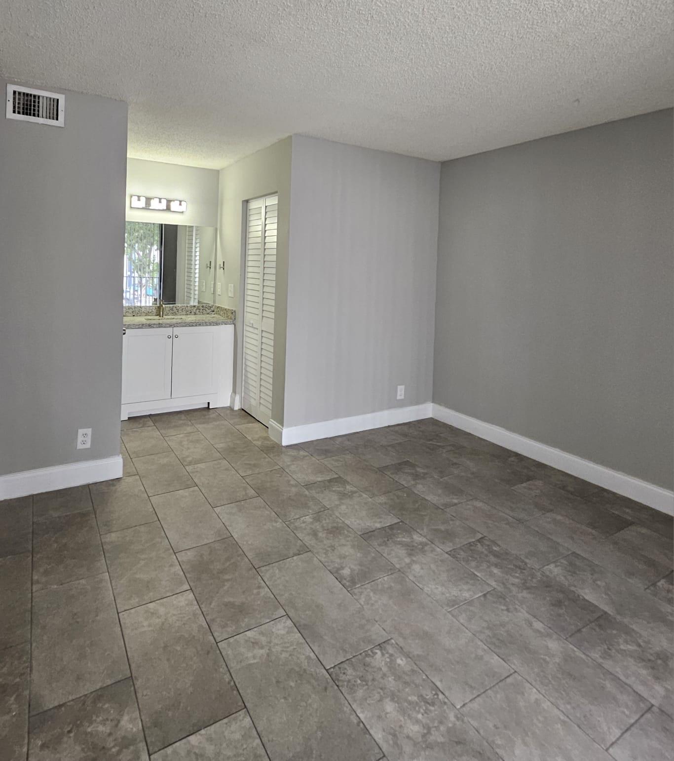CLEAR LAKE CLUB CONDO - Residential Lease