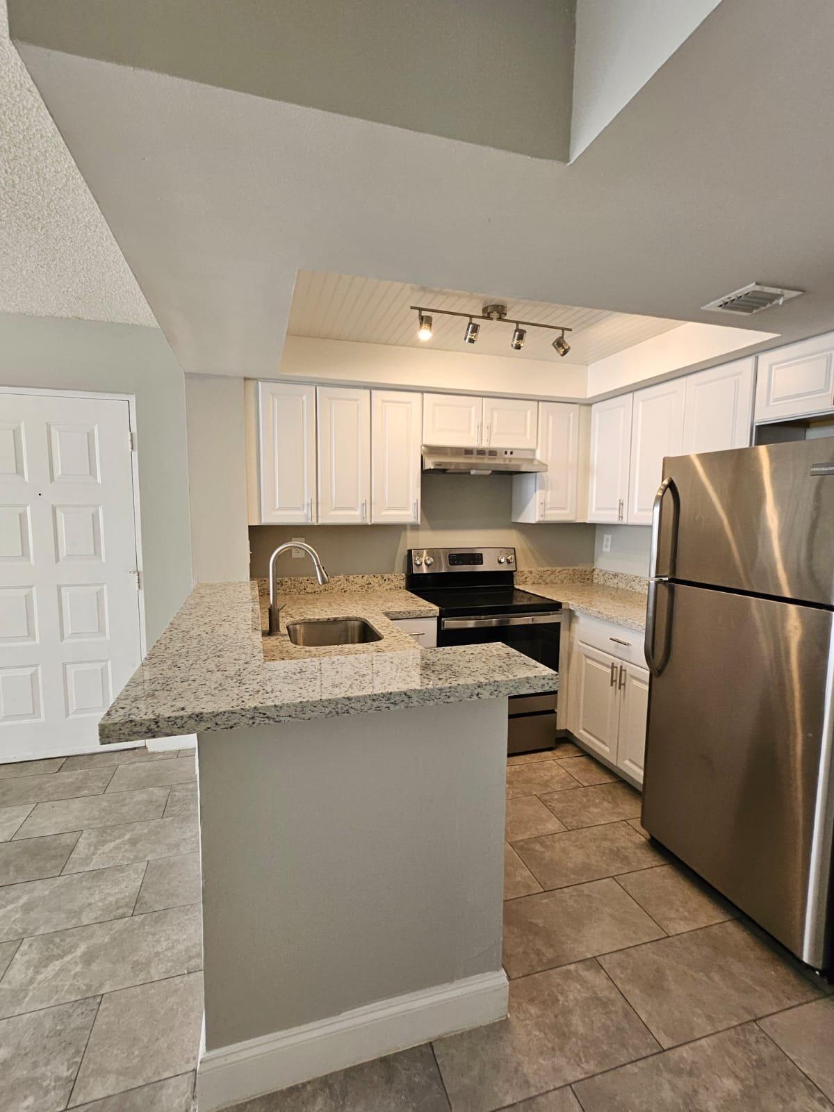 CLEAR LAKE CLUB CONDO - Residential Lease