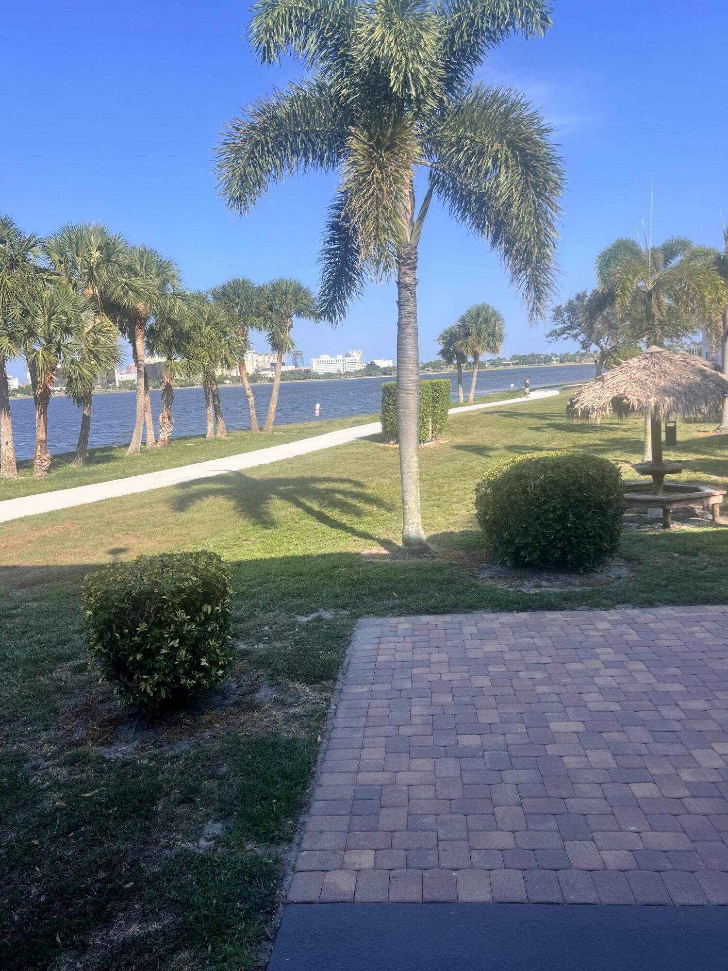 CLEAR LAKE CLUB CONDO - Residential Lease