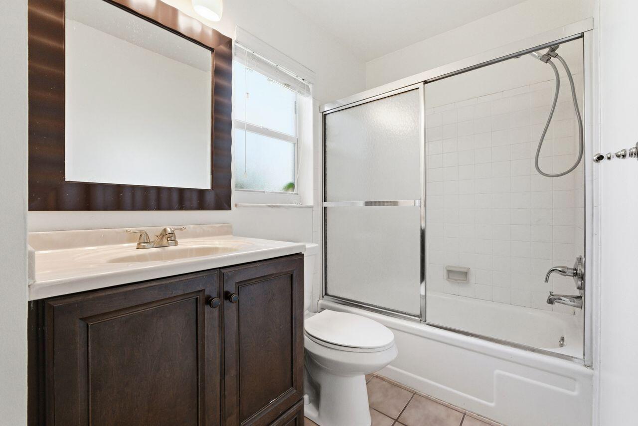 ROYAL PALM POINTE - Residential