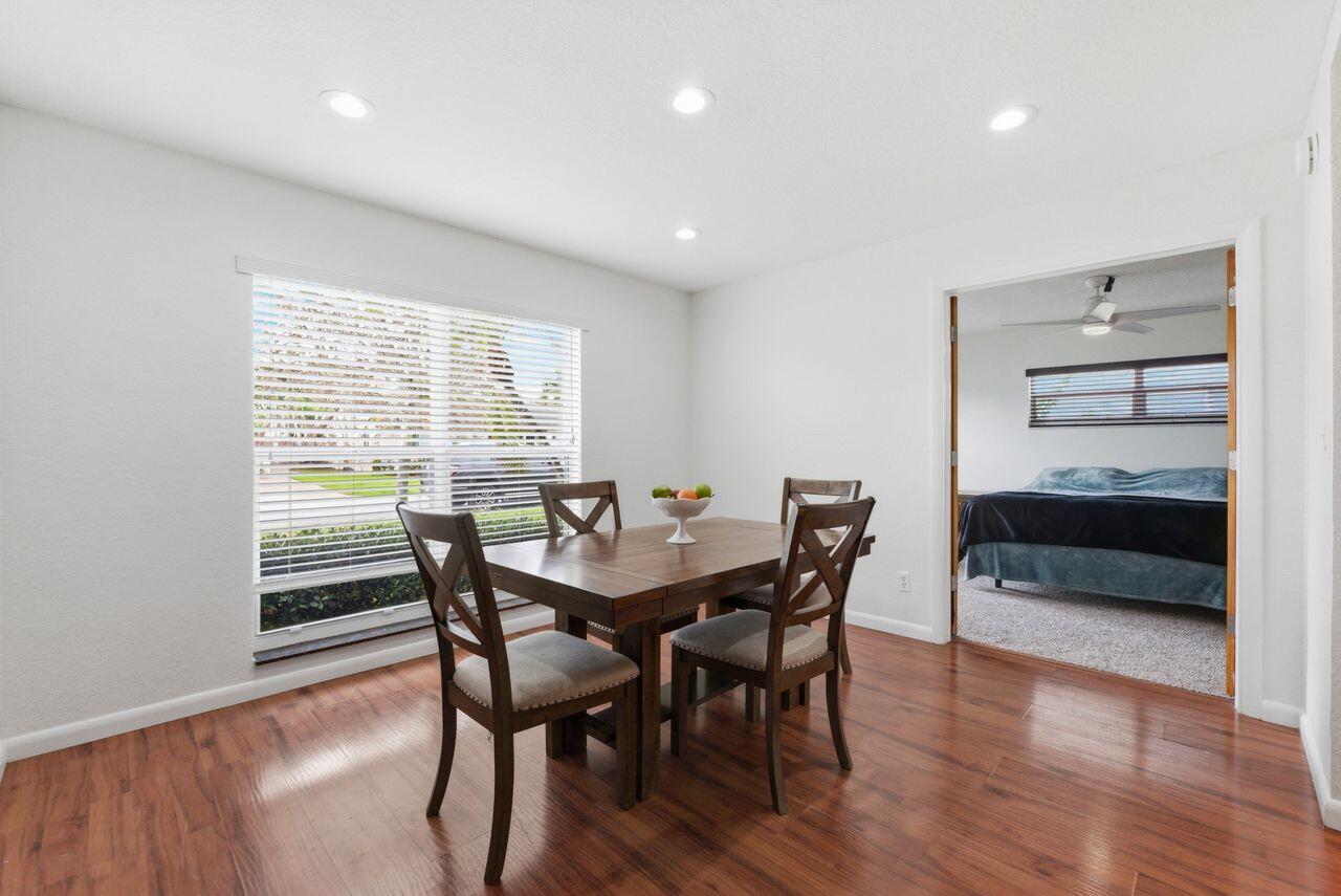 ROYAL PALM POINTE - Residential