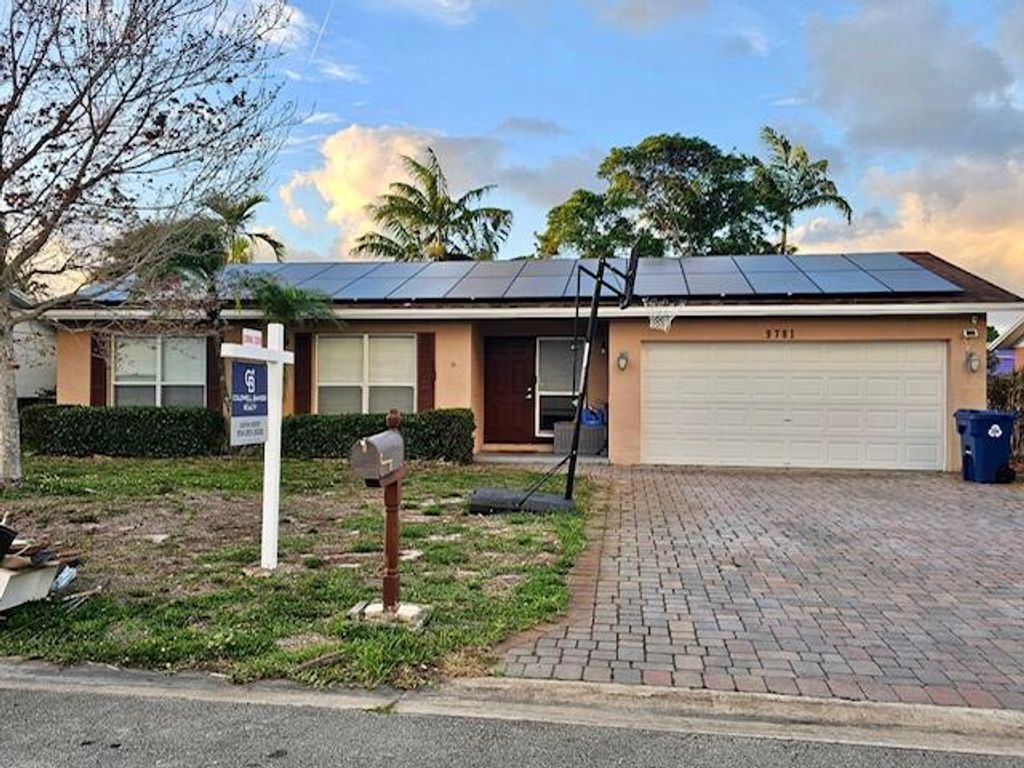 Photo of 9781 NW 23rd Court, Coral Springs, FL 33065 (MLS # B26009400)