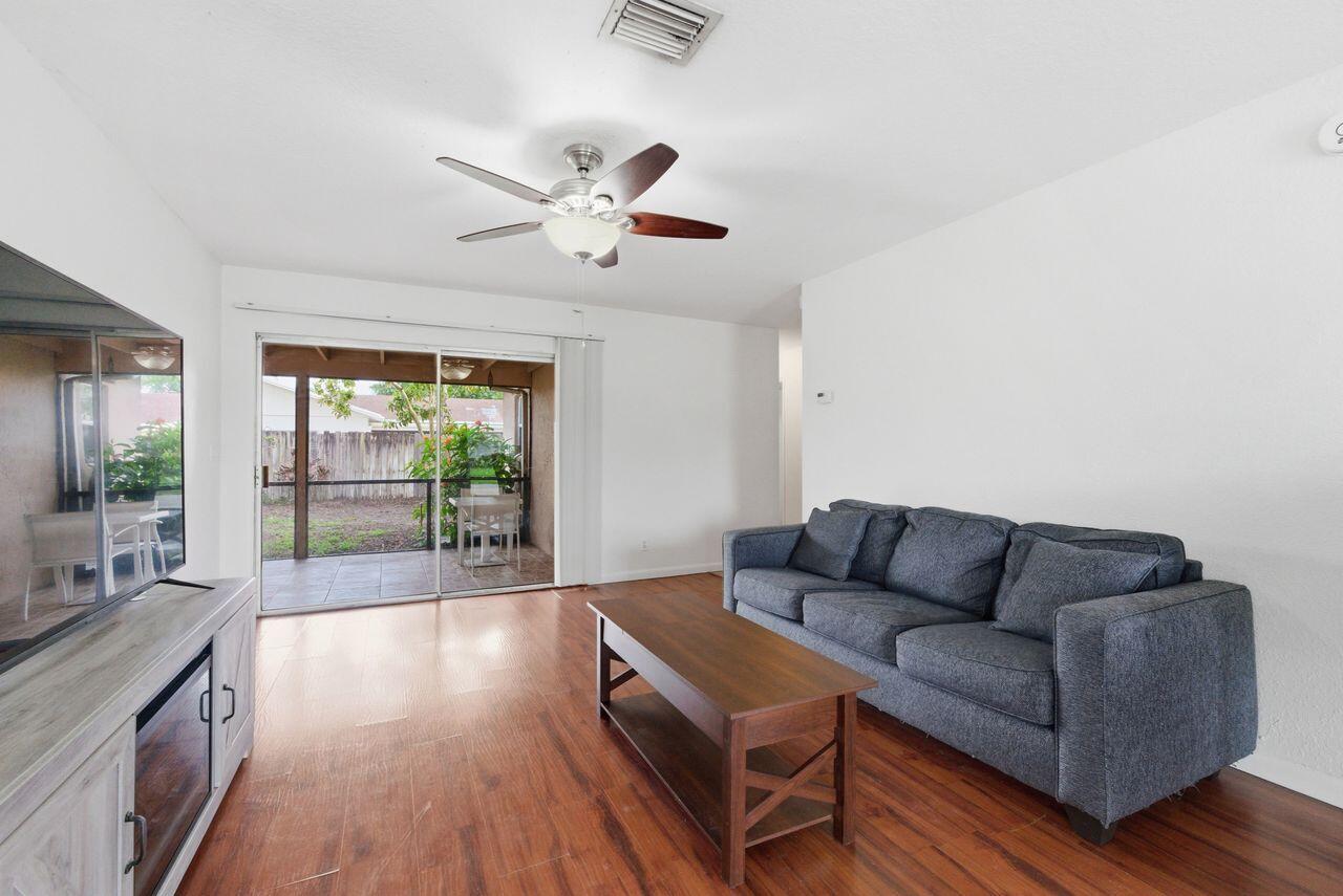 ROYAL PALM POINTE - Residential