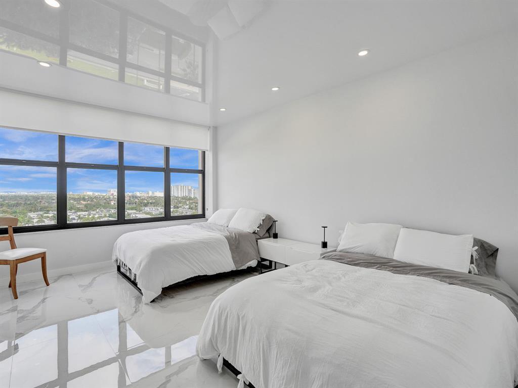 OLYMPUS CONDO PHASE - Residential Lease