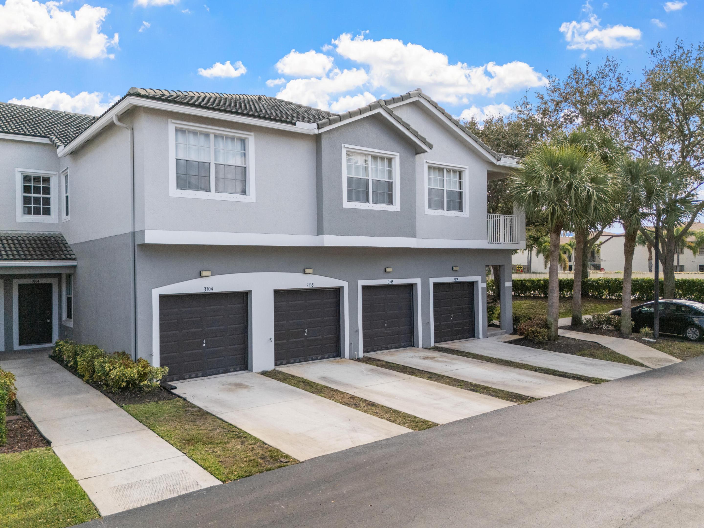 MAGNOLIA BAY CONDOMIMIUM - Residential
