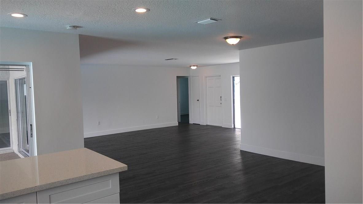 Sunrise Golf Village Sec - Residential